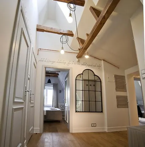 Patio - Old Town Apartment *